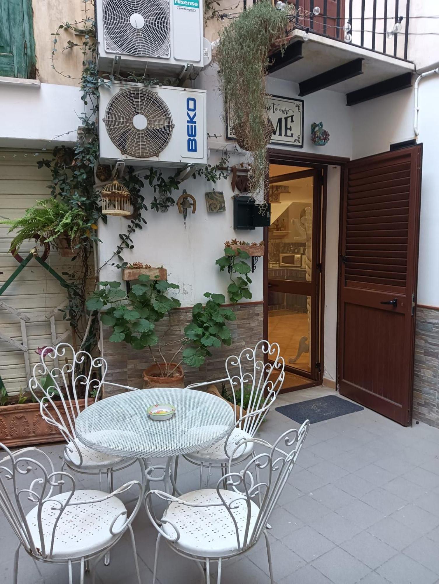 Daria'S Home Apartament Palermo Exterior photo
